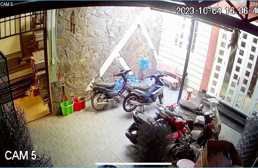 Hình  Camera  thực tế  Chất Lượng Hình  2.0 MP FULL HD 1080P  Sắc nét tiết kiệm chi phí  của bộ Lắp Bộ Camera Kho Xưởng Giá Rẻ sử dụng mã DH-HAC-HFW1200TLP-A-S5