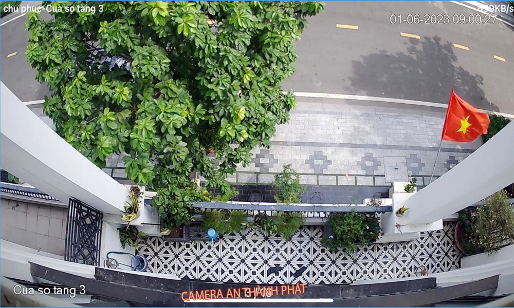 Hình  Thiết Bị Camera  thực tế  Công nghệ hình ảnh sắc nét với 4.0 MP của bộ Trọn Bộ Camera Wifi Văn Phòng Siêu Nét Ultra 2K sử dụng mã DH-H4C